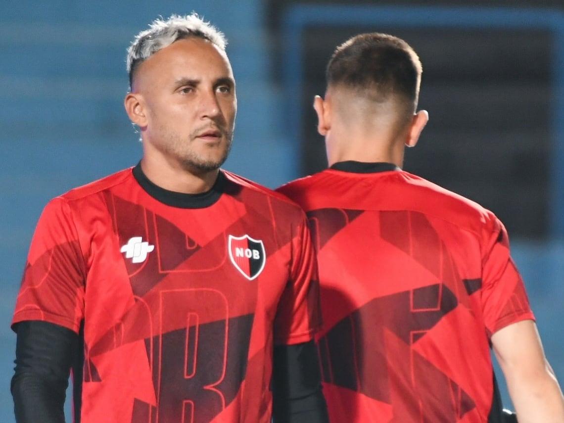 Keylor Navas fue figura en la primera parte, pero no pudo evitar la caída de su marco.