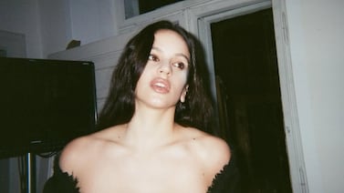 Rosalía suspende su concierto en Milán: ‘Intenté aguantar hasta el final, pero me siento extremadamente mal’