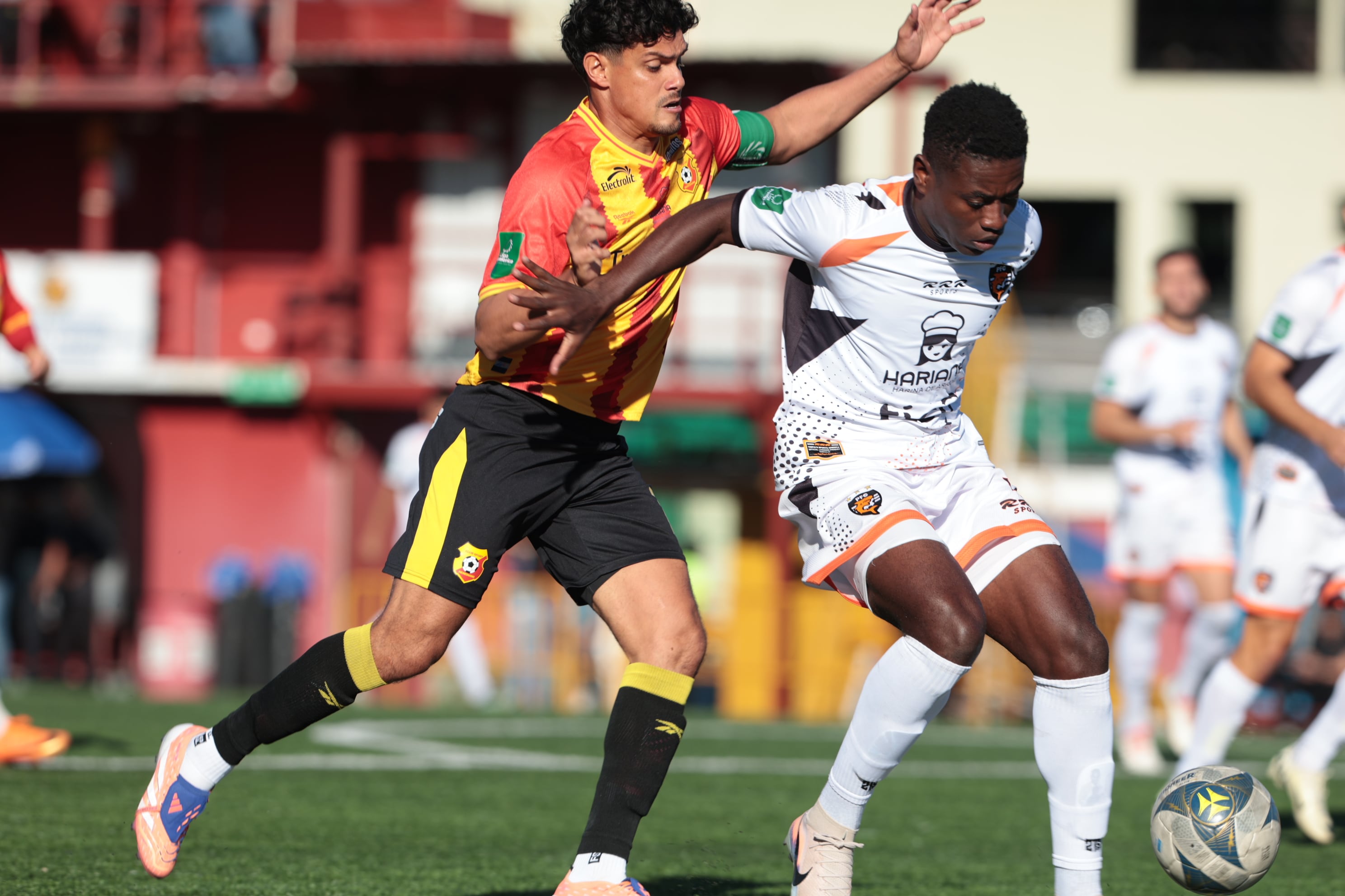 03/02/2026/ Juego entre Club Sport Herediano vs Puntarenas FC en el marco del Torneo de Copa en el estadio Carlos Alvarado / Foto John Durán