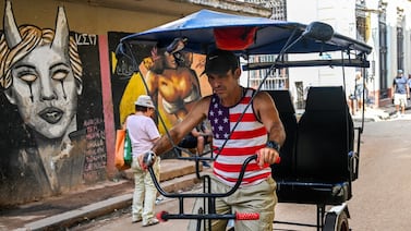 Legisladores demócratas de Estados Unidos denuncian ‘bombardeo económico’ a Cuba tras visitar La Habana