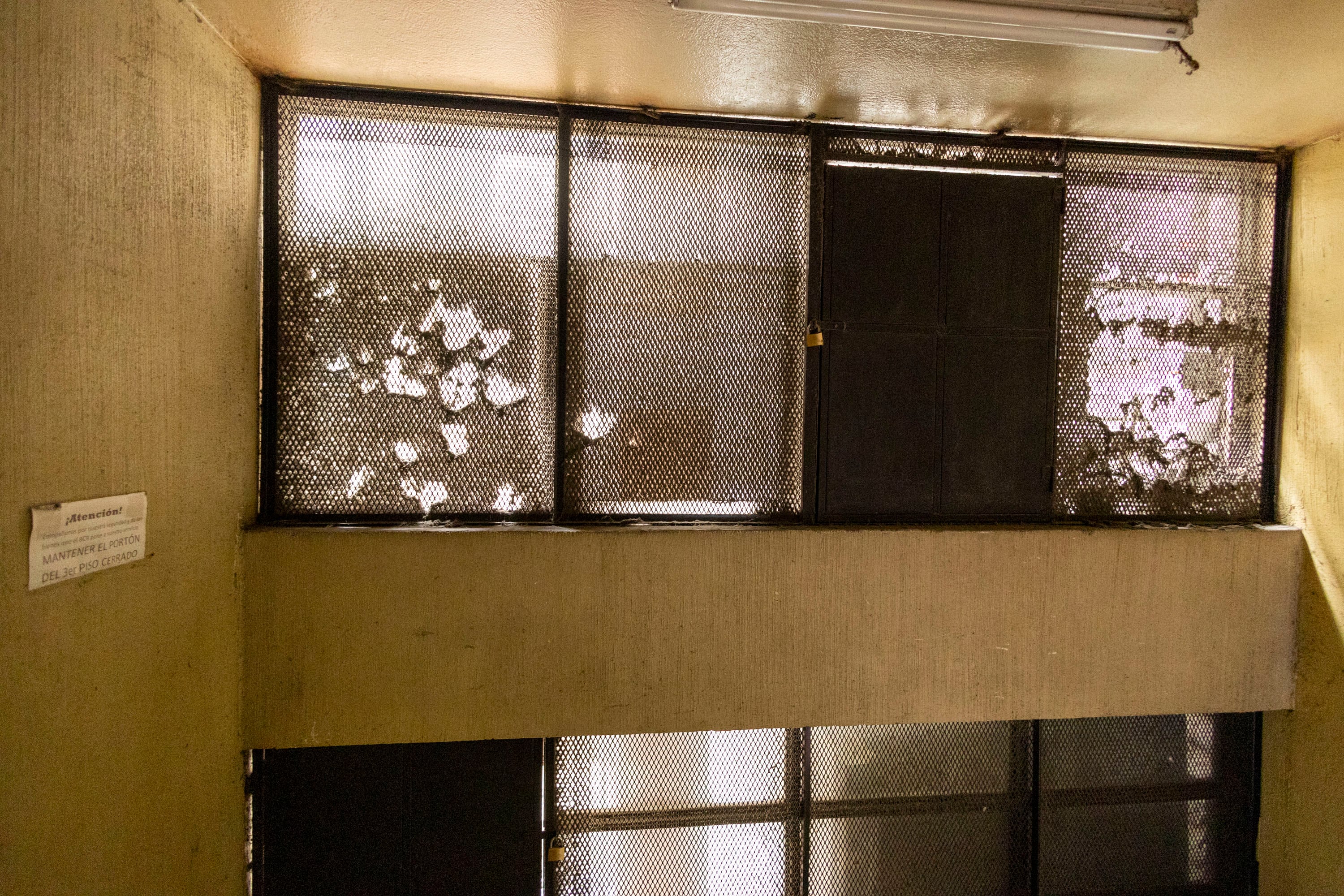 20/05/2025, San José, recorrido por avenida central y avenida segunda, para ver edificios que están desocupados o abandonados.