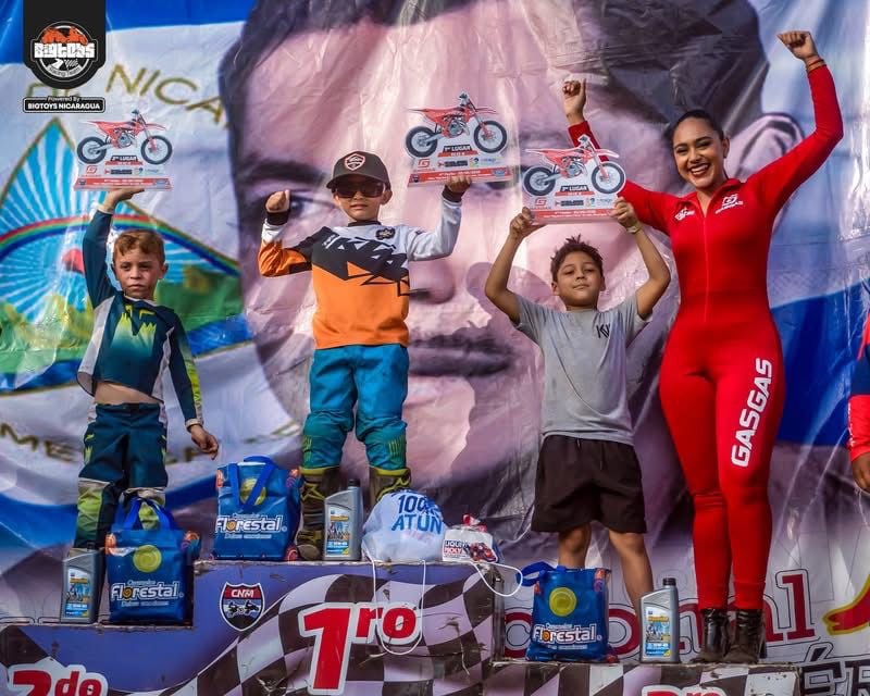 Thiago Navas quedó en tercer lugar en su categoría.