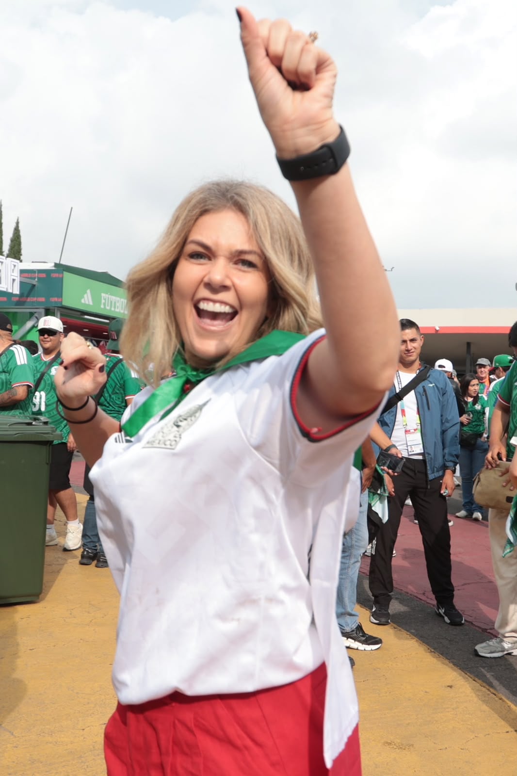 Ambiente México vs. Sudáfrica
Afueras del Estadio Azteca
11 de junio de 2026
Fotógrafo John Durán