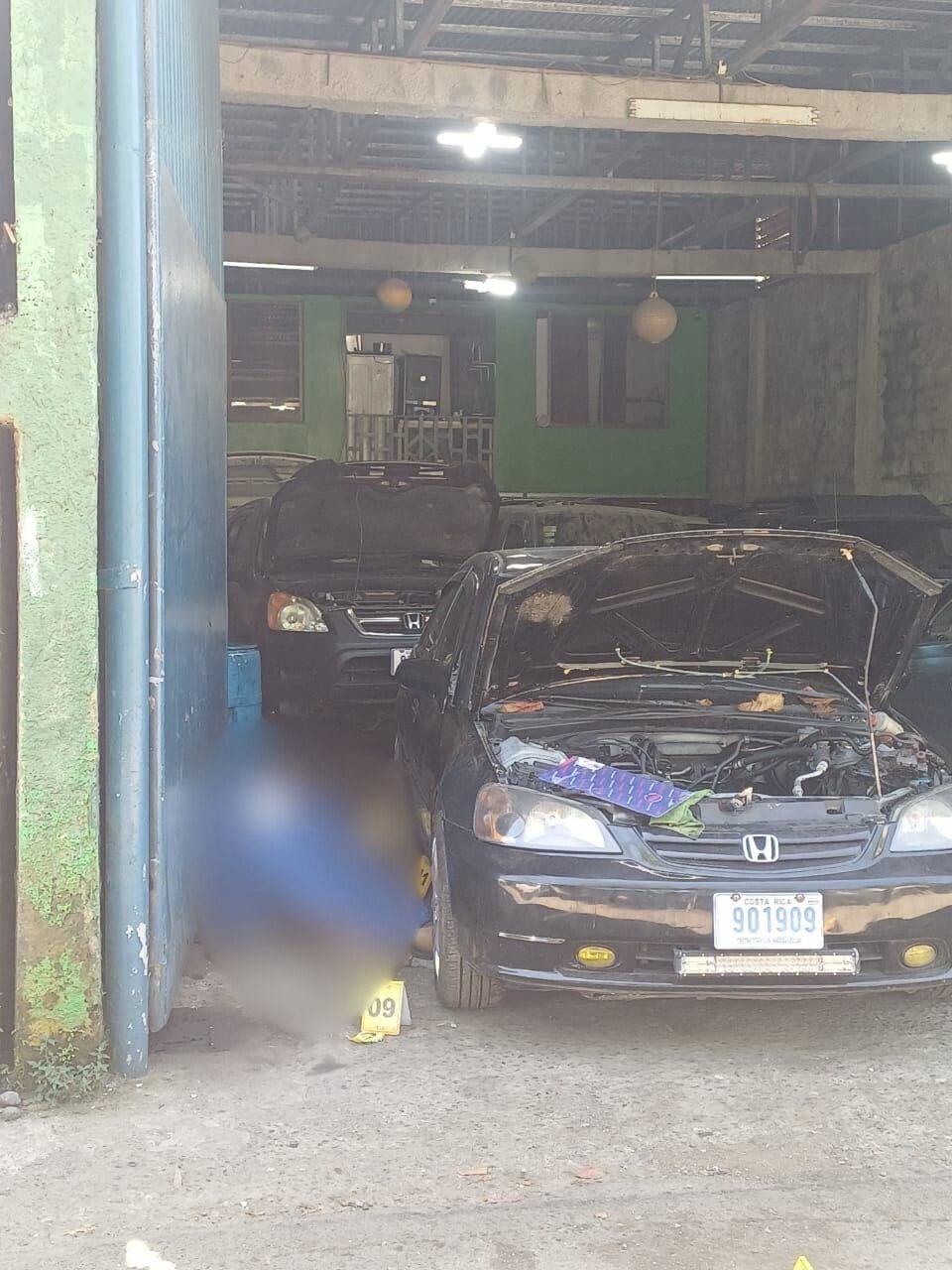Homicidio taller mecánico en Limón
