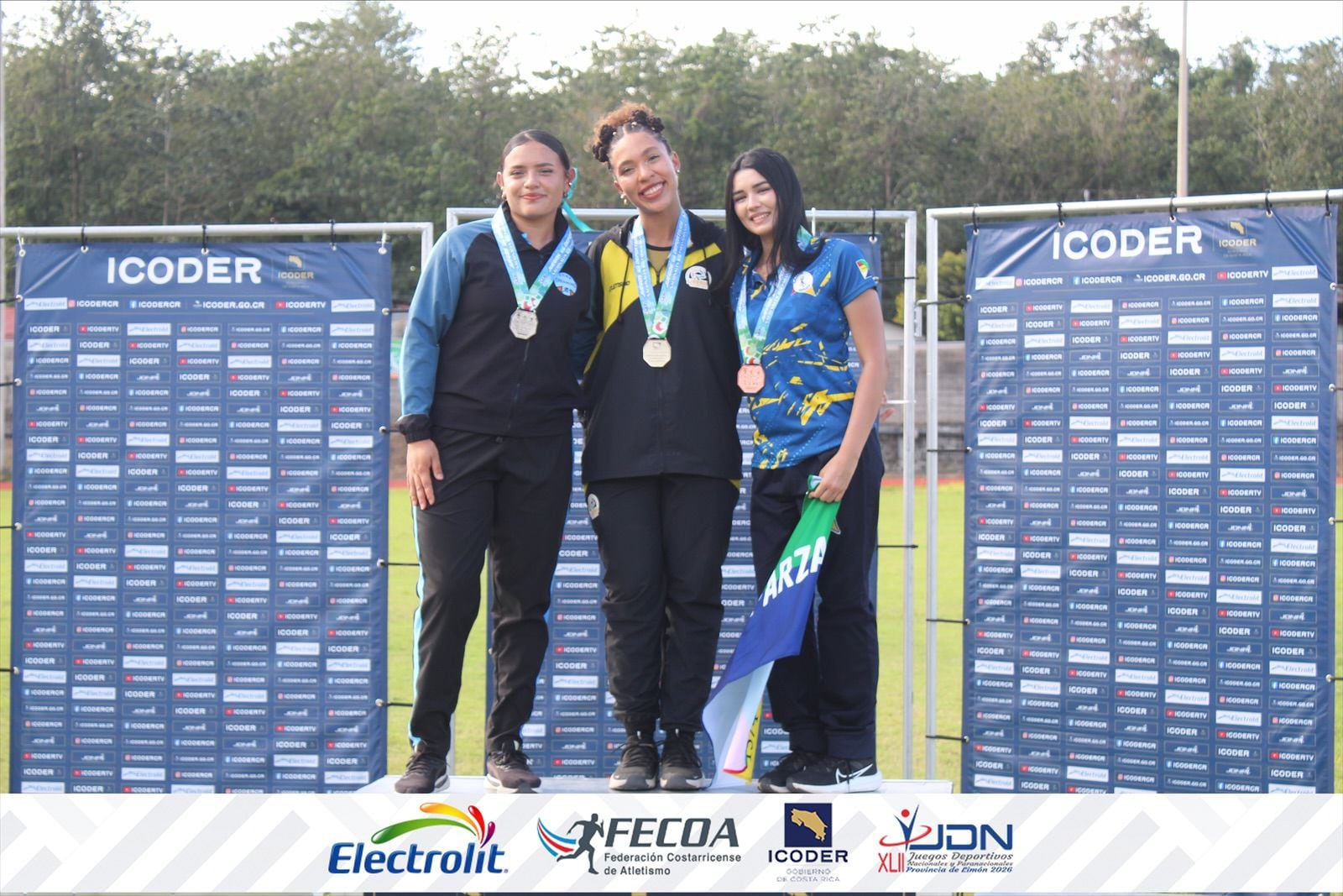 Juegos Nacionales Limón 2026
Kaylin Myrie Berger
Lanzamiento de disco
Medalla de oro y récord Nacional
Luna Mora Sánchez, de Oreamuno, quien obtuvo la medalla de plata con una marca de 39,02 metros, y a Kamila Dobles Chavarría, de Esparza, se dejó el bronce con 29,53 metros.
15 de enero del 2026
Fotografía: Fecoa