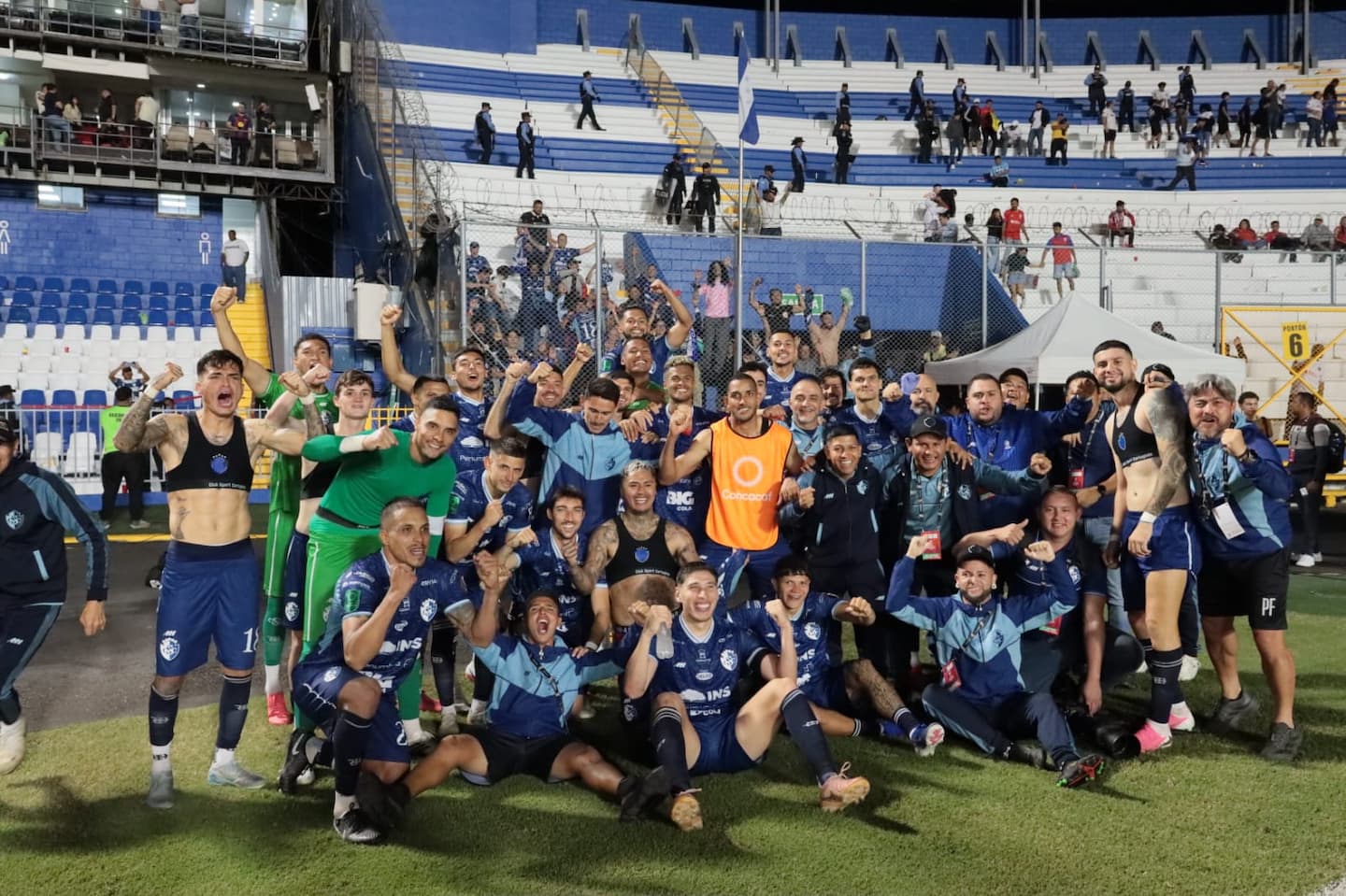Cartaginés festejó en el Estadio Chelato Uclés su pase a la final de la Copa Centroamericana.