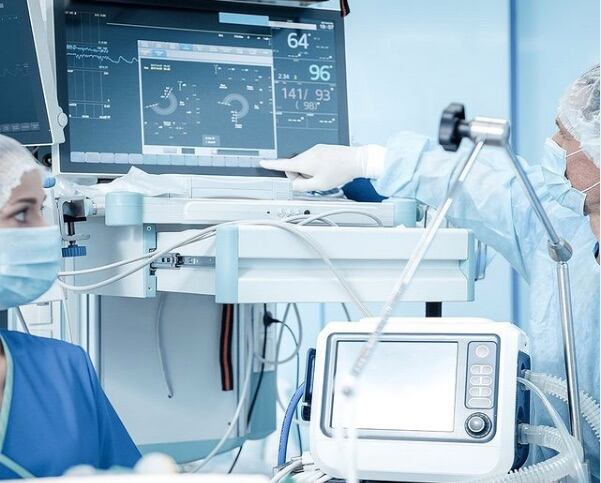 La empresa estadounidense TE Connectivity anunció la ampliación de operaciones en Costa Rica para el área de manufactura médica y servicios financieros. Foto: TE Connectivity.