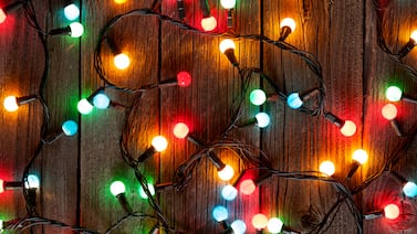 ¿Qué tipo de luces navideñas debe usar para ahorrar electricidad? Esto dicen los expertos