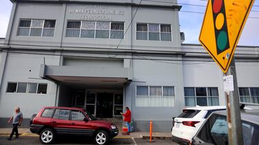 Hospital de Cartago tiene 16 órdenes sanitarias y 10 servicios con infraestructura crítica: ‘No podemos seguir ahí'