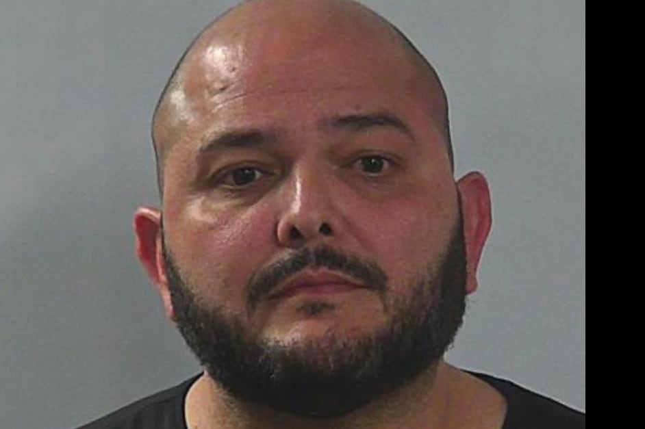 Robert Méndez Esquivel