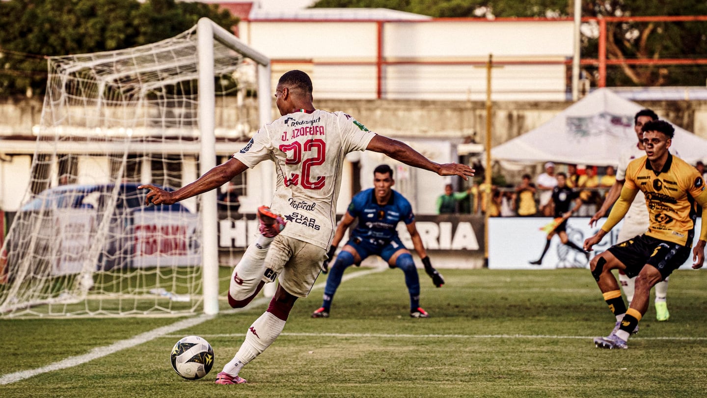 Exfutbolista de Herediano mete la cuchara y pide sanción para jugador de Saprissa