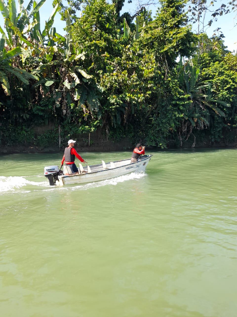 Búsqueda de niño atacado por cocodrilo en Matina de Limón. Foto MSP.
