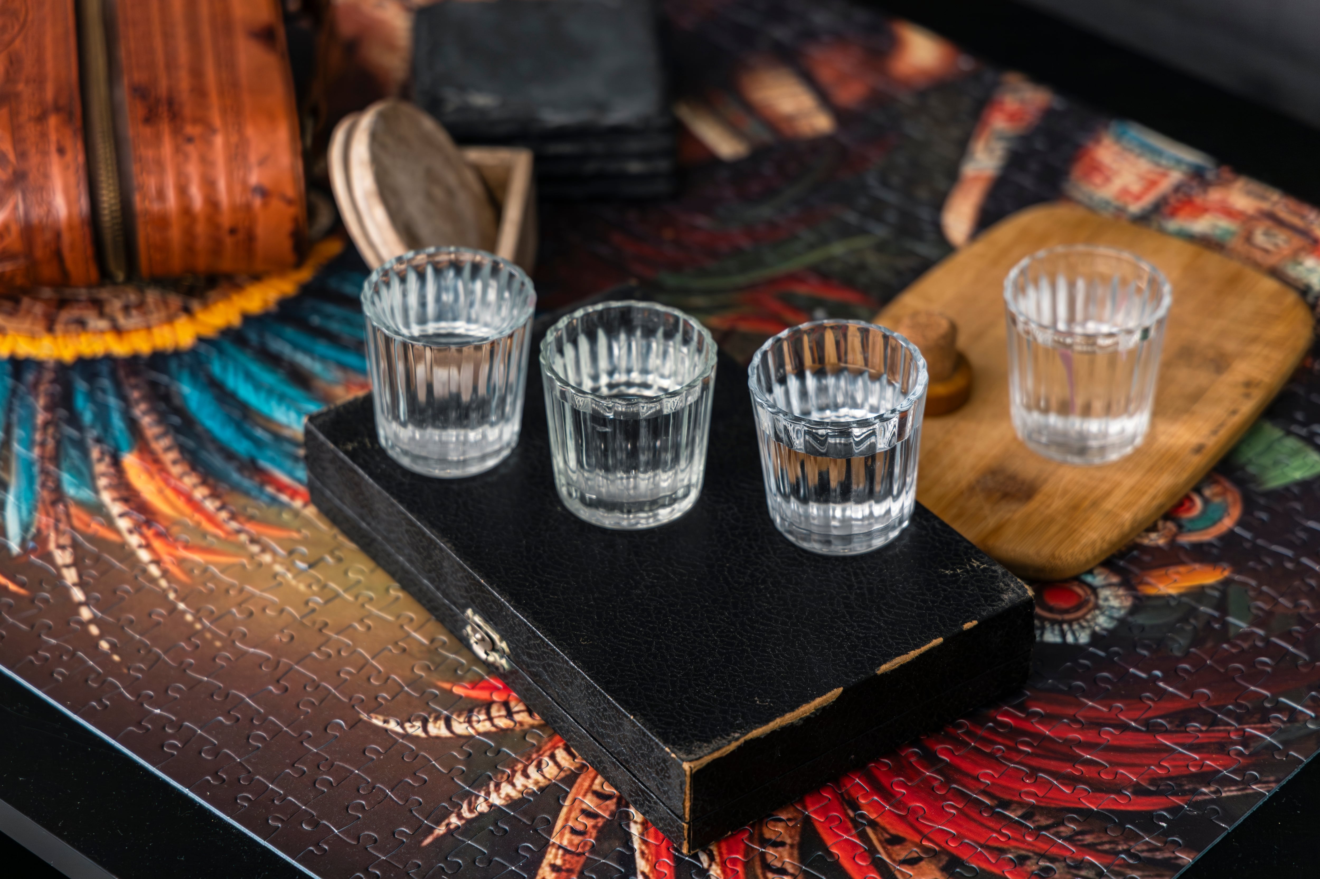 Vasos con mezcal de Oaxaca, México