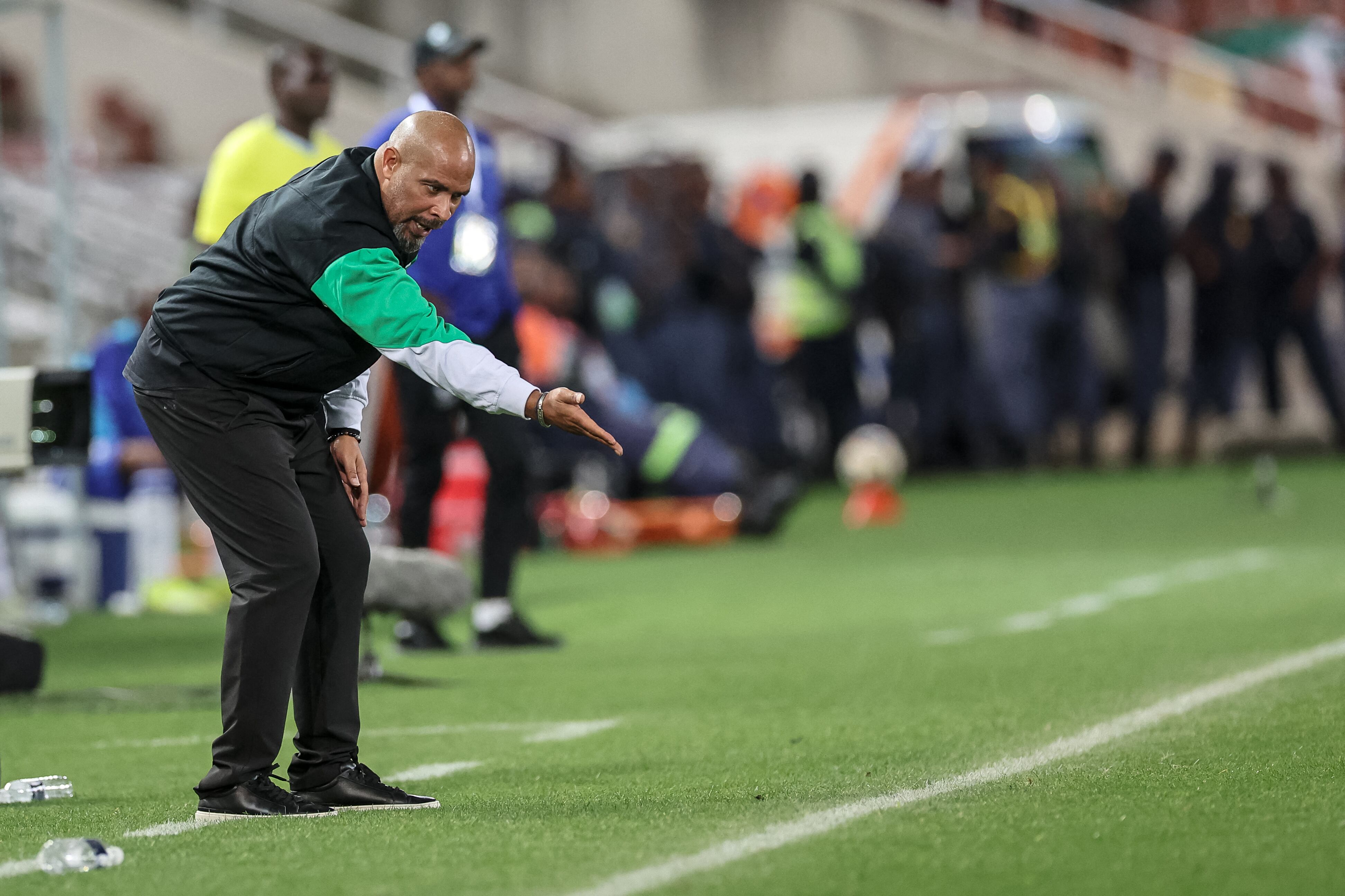 Eric Chelle insiste en que Congo apeló a la magia negra para eliminar a Nigeria en la serie por el repechaje al Mundial 2026.