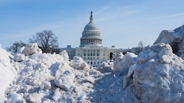 Trump busca frenar segunda parálisis gubernamental de su segundo periodo