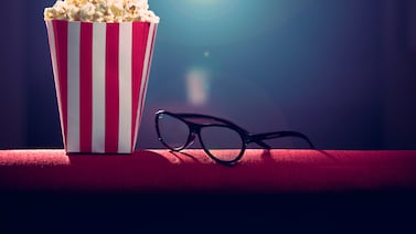 ¡Cine en su casa! Aliste las palomitas y disfrute gratis de una noche de película