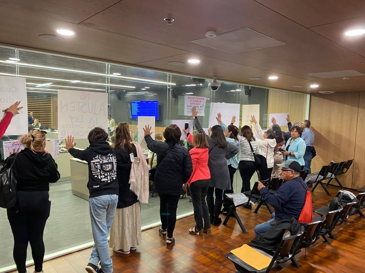 El movimiento de personas estafadas durante la aprobación del proyecto.