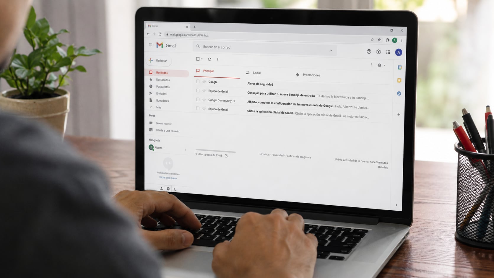 Seis funciones de Gmail permiten enviar correos con más control, trabajar sin conexión y administrar mejor los mensajes.