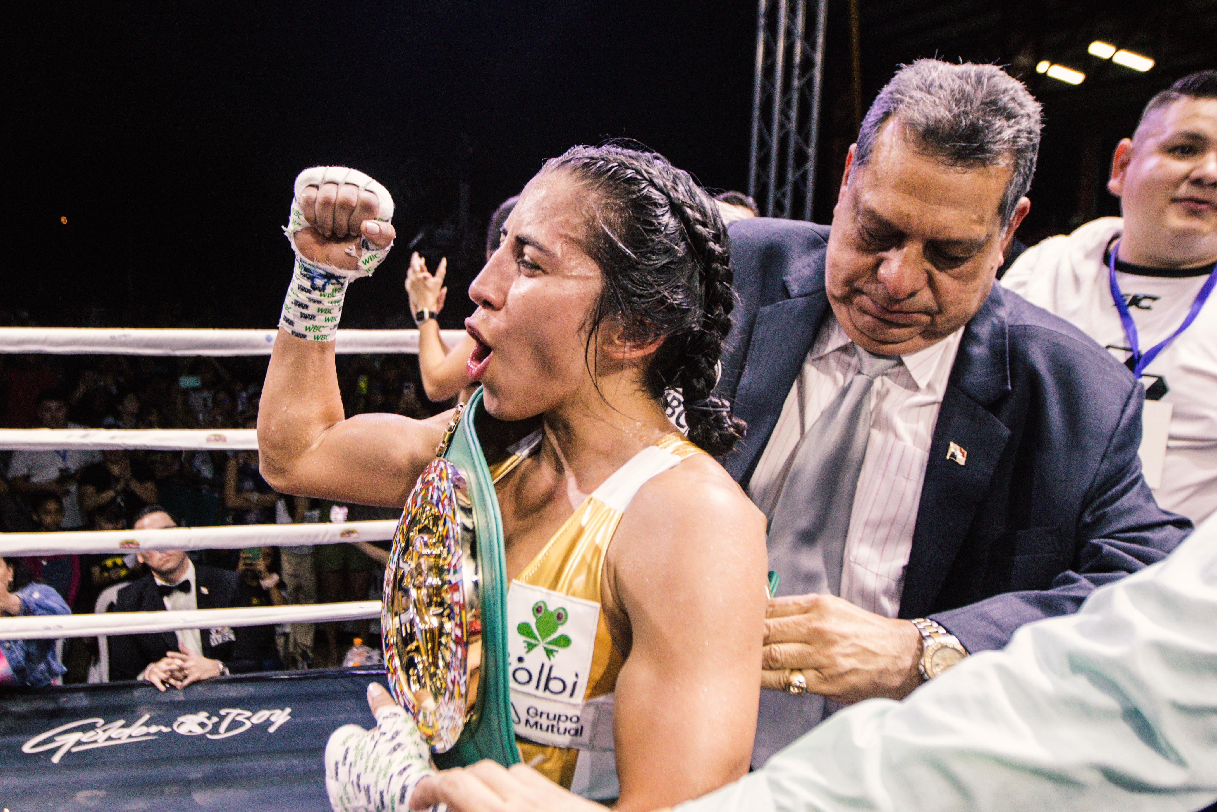 01/11/2024 Liberia. La boxeadora costarricense, Yokasta Valle enfrentó a la mexicana Elizabeth López por el título del Consejo Mundial de Boxeo (WBC por sus siglas en inglés), uno de los que nunca había ganado. Foto: Ronny Yax