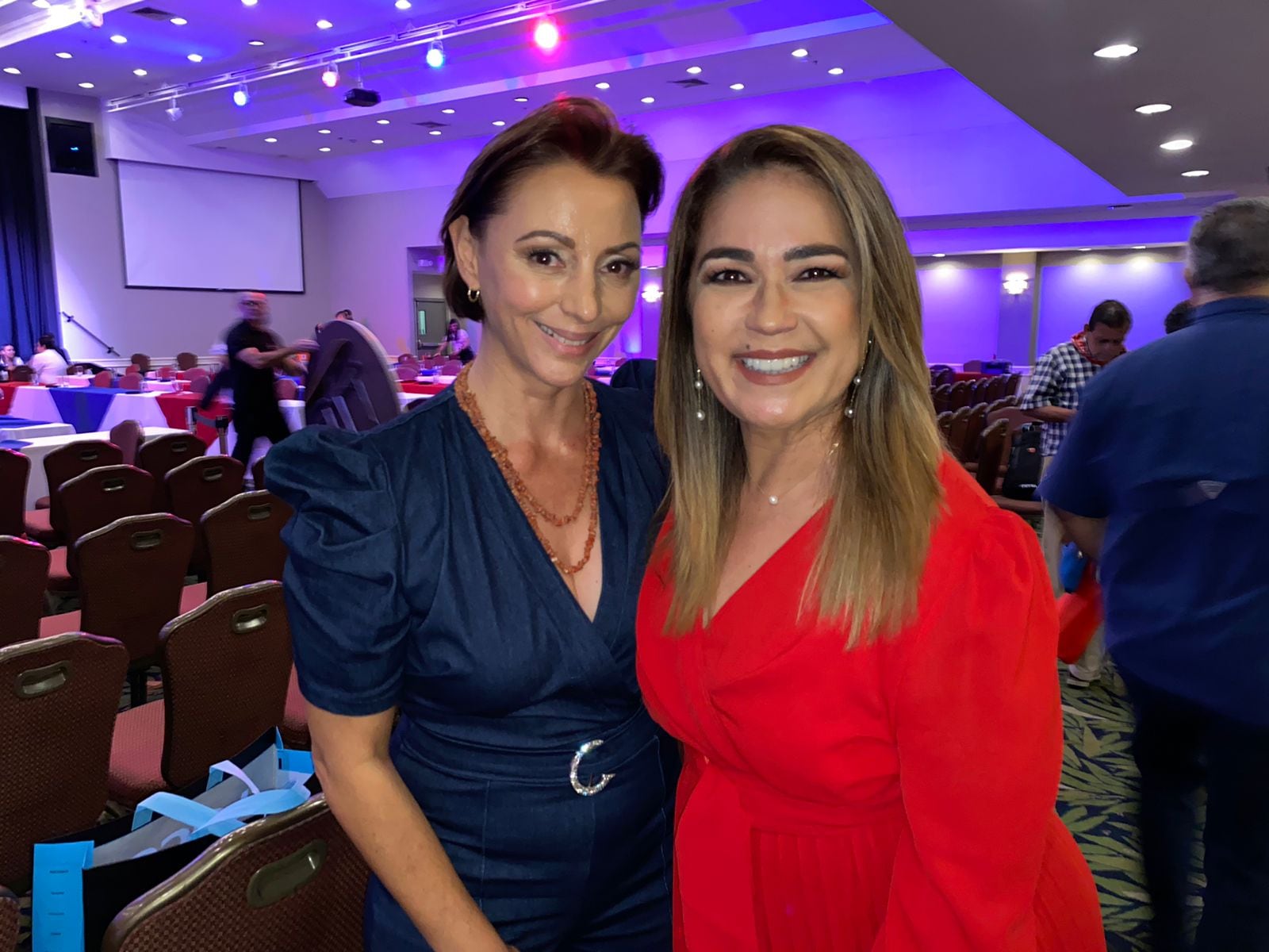 Denise Echeverría y Maureen Salguero, candidatas a alcaldesa y segunda vicealcalde de San José, por el PUSC.