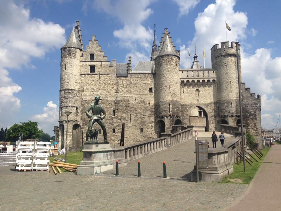 Castillo en Amberes, Bélgica.