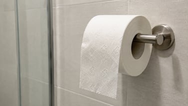 La discusión terminó: esta es la forma correcta de colocar el papel higiénico