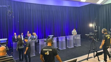 Natalia Díaz lamenta publicación de José Aguilar Berrocal sobre una fotografía del debate; alega que fue sacada de contexto