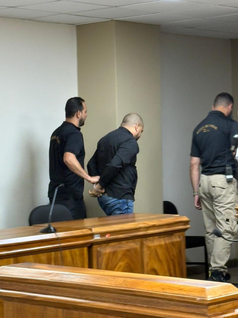 El Tribunal Penal de San José amplió en seis meses, la prisión preventiva contra Núñez Marte, mientras queda en firme la setencia de ocho años por almacenamiento y comercialización de drogas.