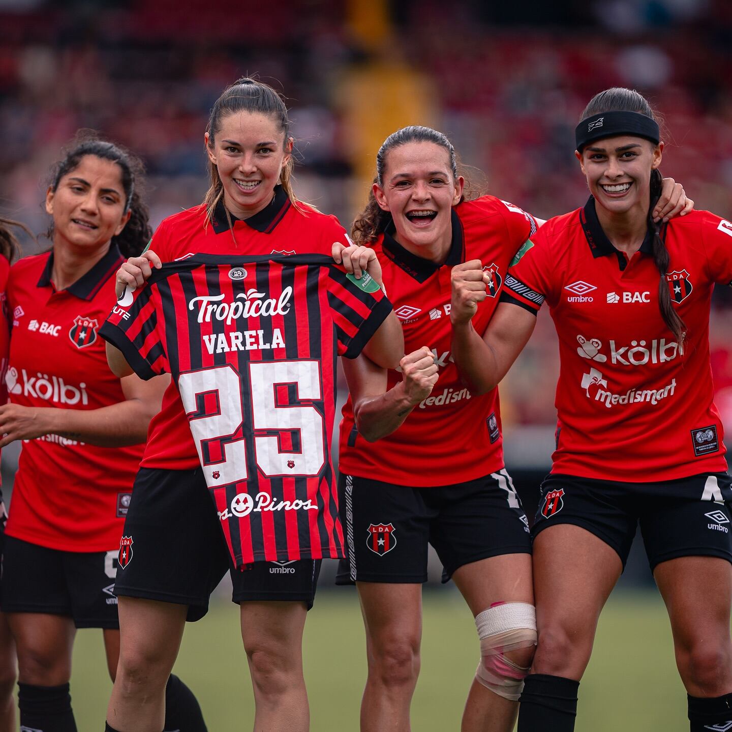 Alajuelense vs Saprissa, estadio Alejandro Morera
