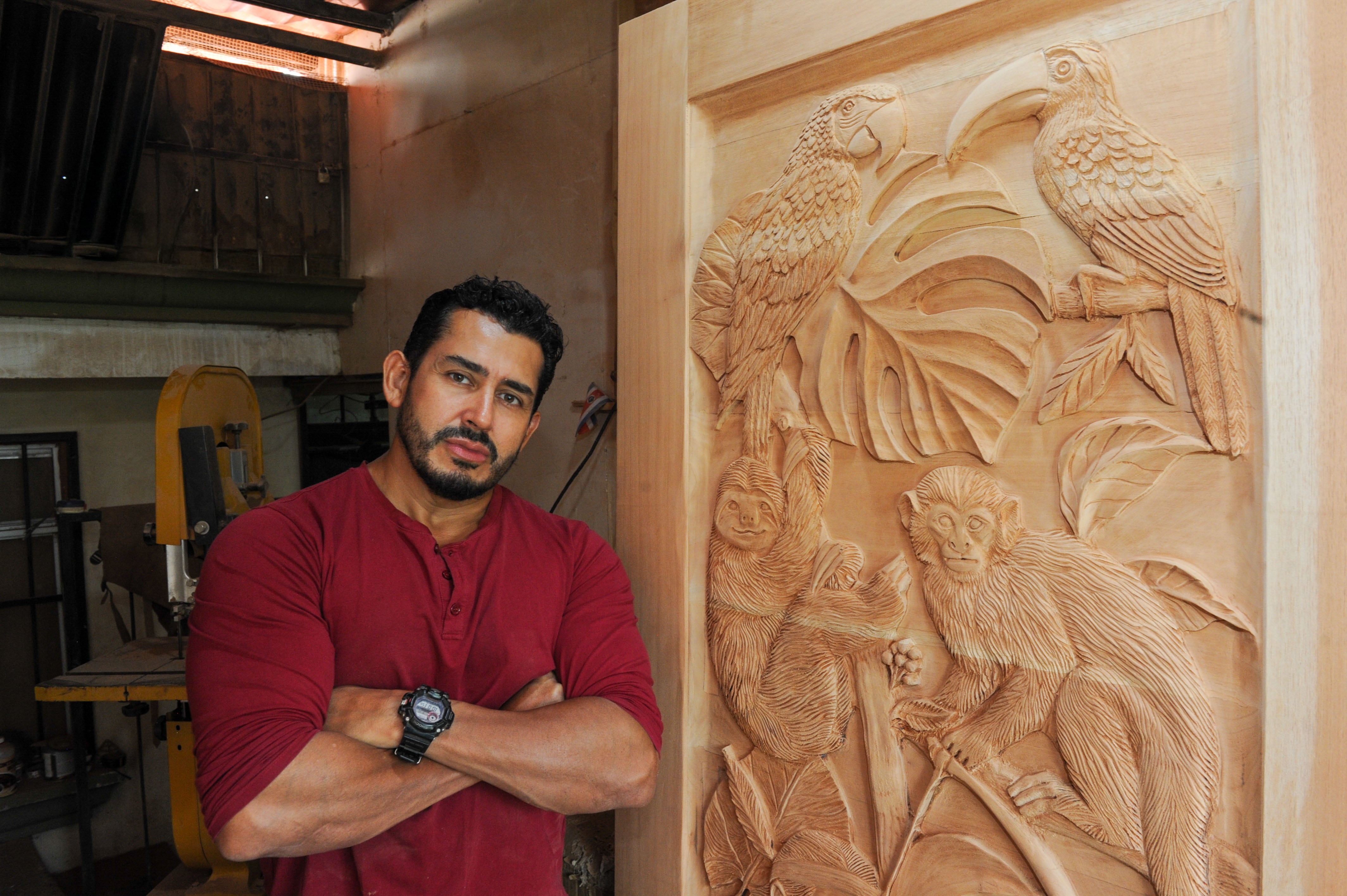 Escultor Jonathan Barrantes