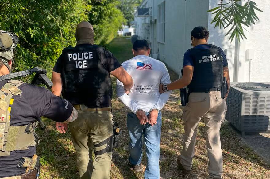 Una oración en inglés puede detener una deportación en EE. UU. y proteger los derechos legales de cualquier migrante.