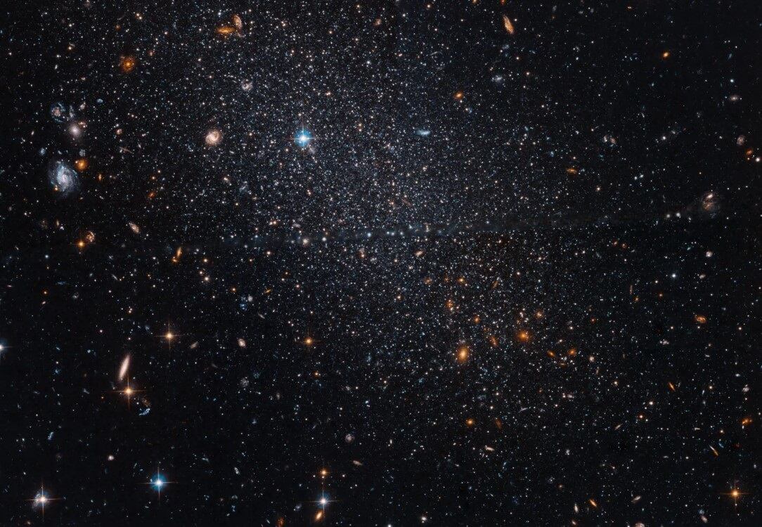 El Hubble capta la Enana de Tucana, un fósil cósmico que revela secretos de la formación galáctica.