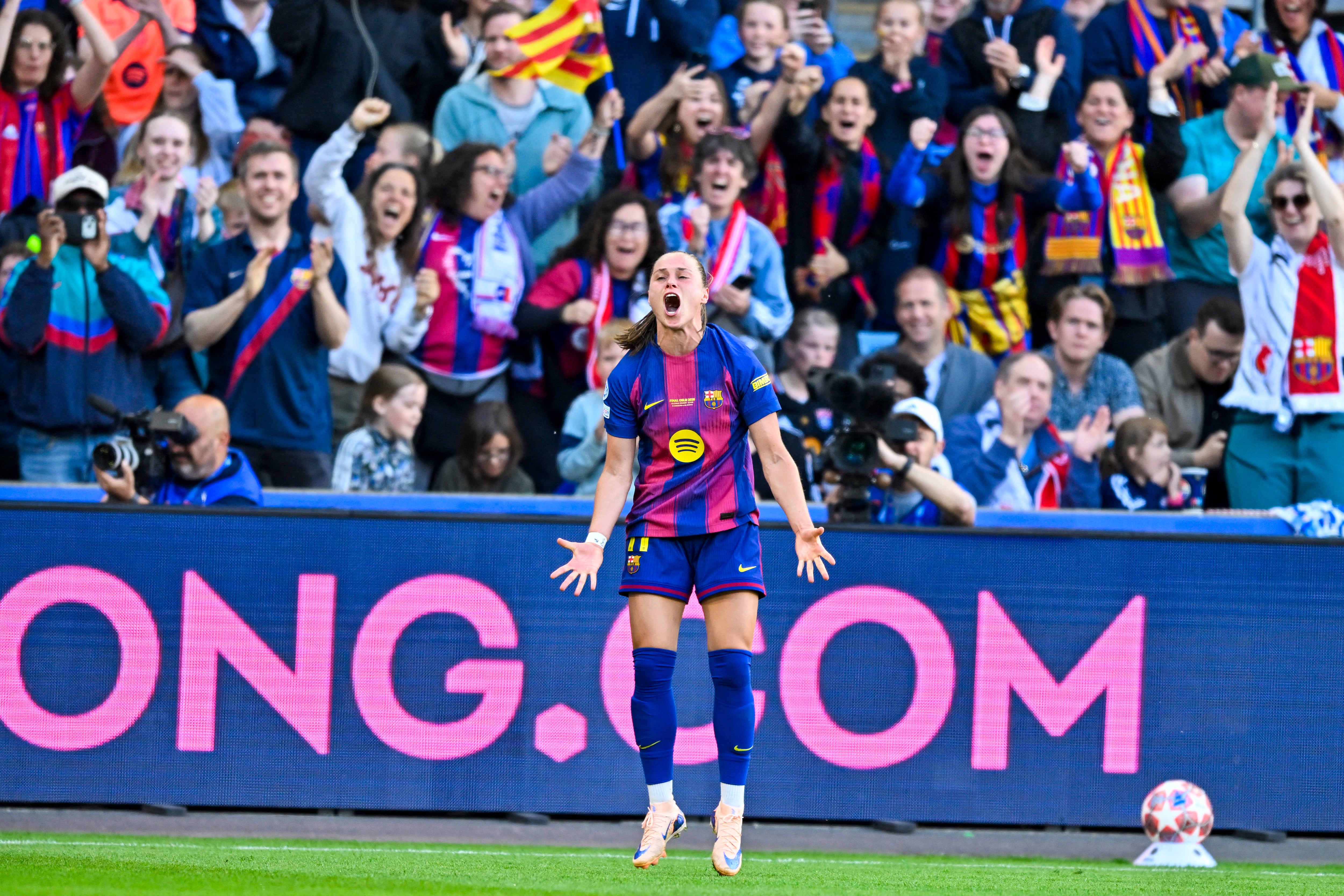 La jugadora del Barcelona Ewa Pajor celebra tras vencer al Lyon en Noruega, en la final de la Champions Femenina.