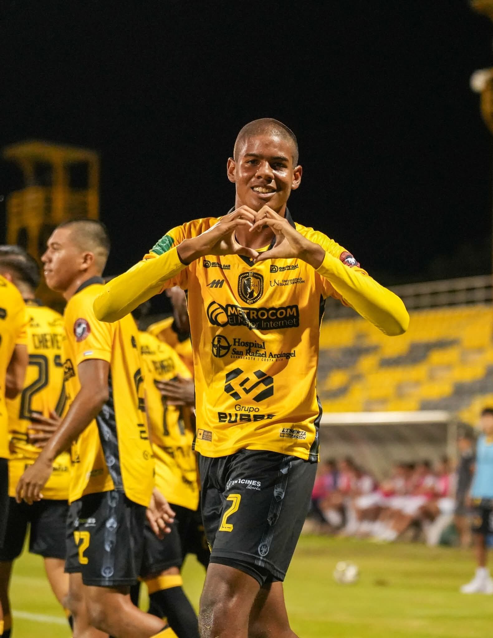 Giankarlo Romulus era el capitán de la U-21 del Municipal Liberia. Ahora forma parte de Liga Deportiva Alajuelense.