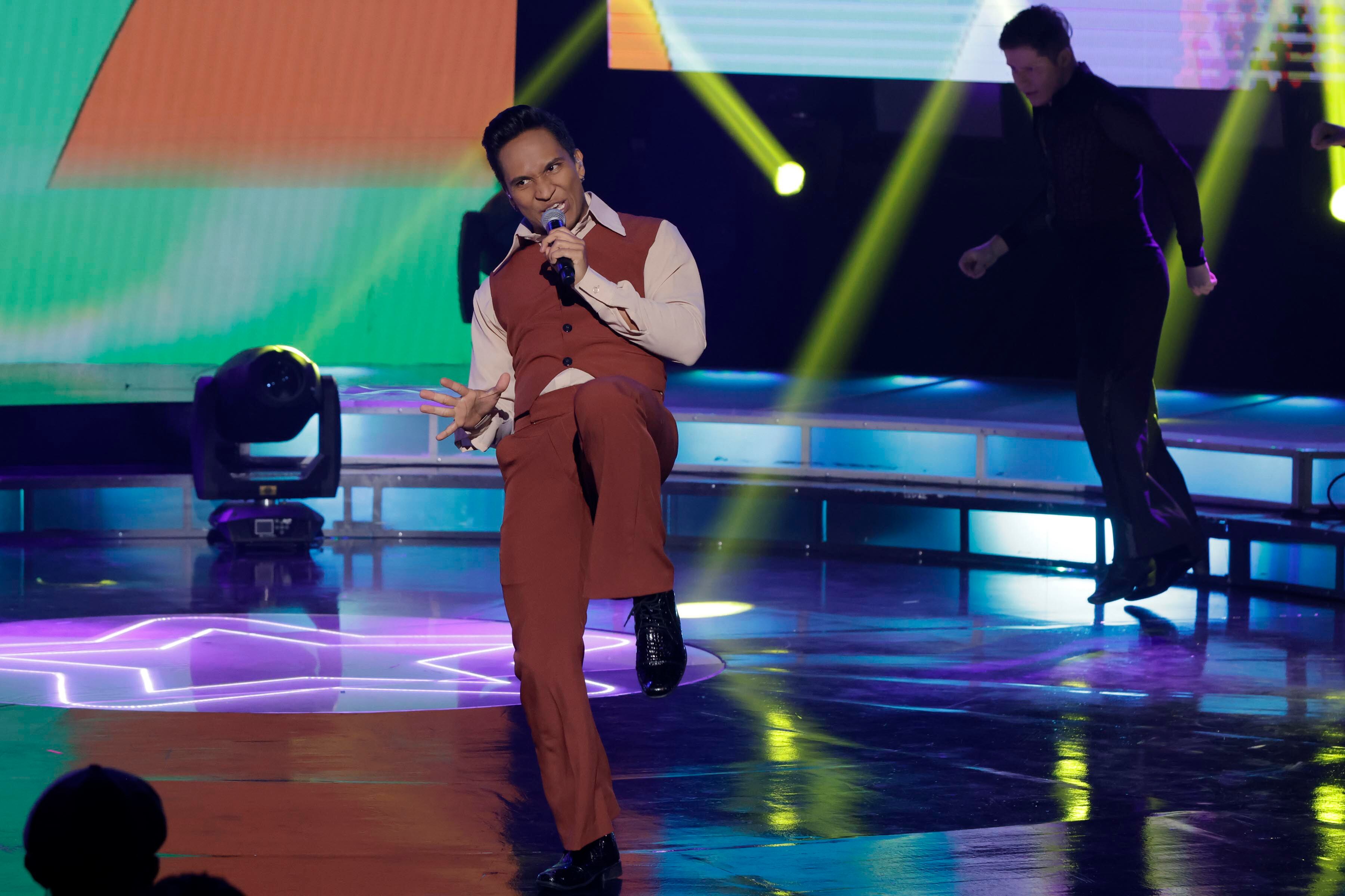 05/11/2023. Teletica, Sabana Oeste. Hora: 07:00 p.m. Gala número 10 de Nace una Estrella, grabada en el estudio Marco Picado de Teletica. En la foto, Jeremy Solís. Fotos: Mayela López