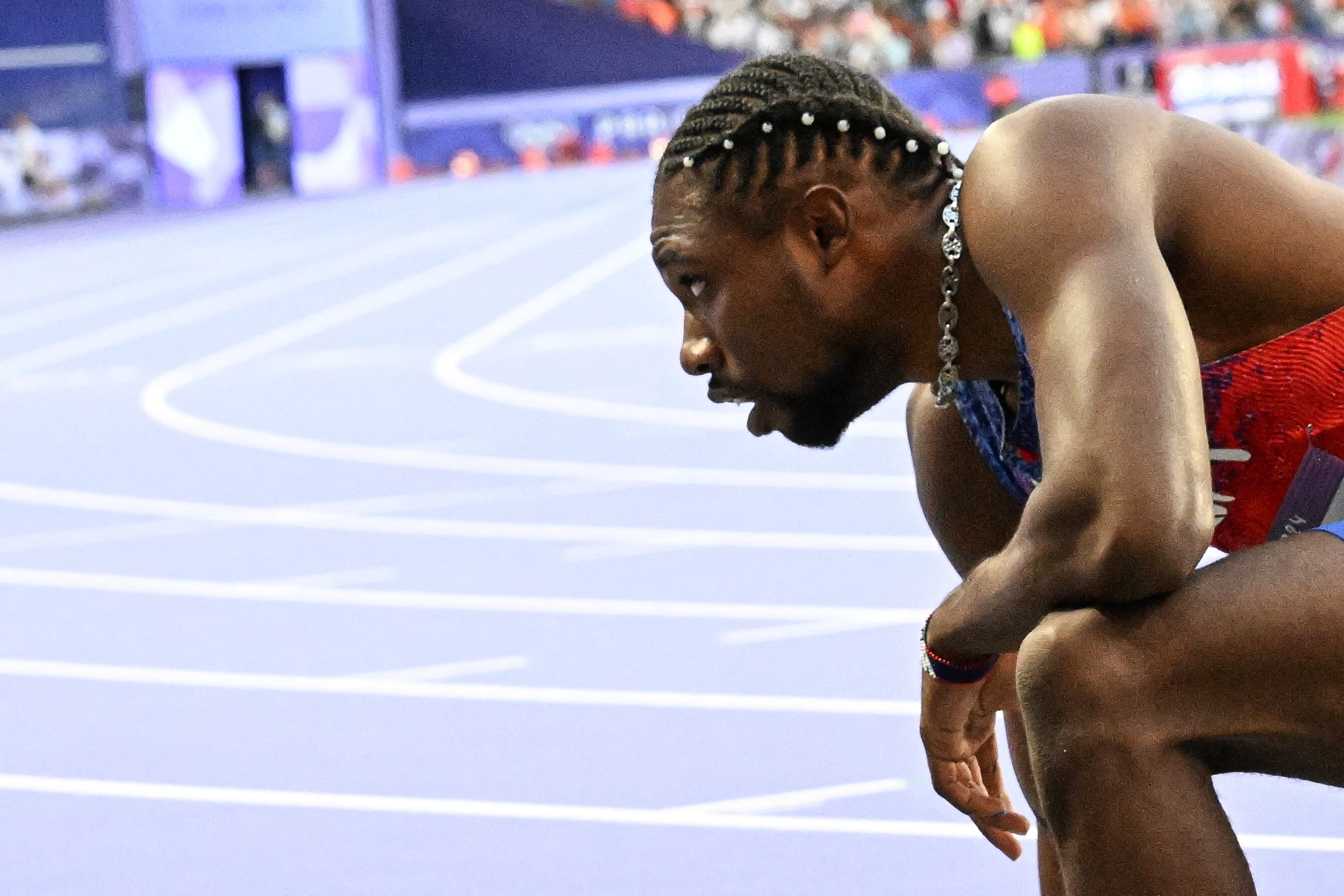 Después de ganar bronce en los 200 metros planos de los Juegos Olímpicos de París 2024, Noah Lyles contó que tiene covid-19.