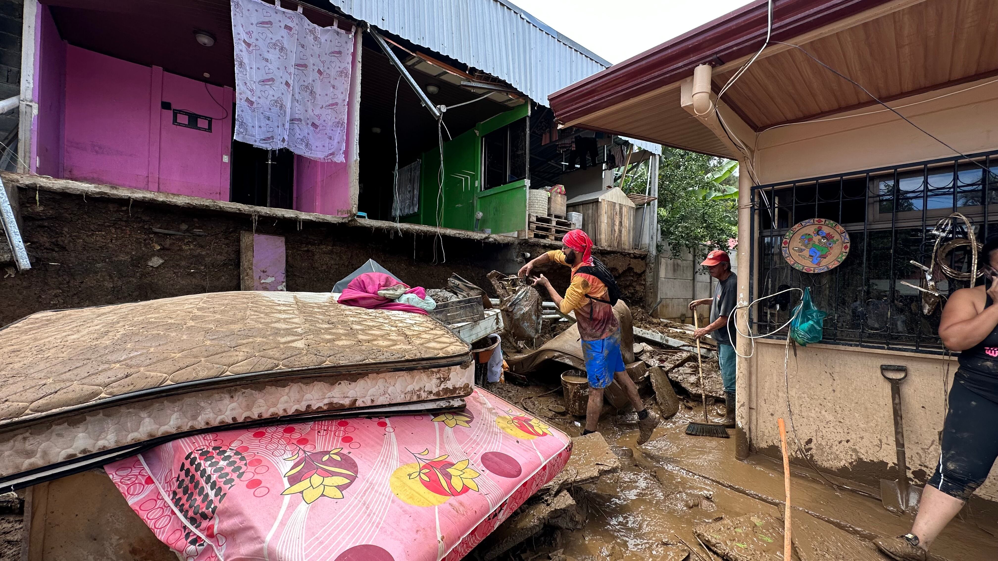 07/11/2023 Desastres en Tobosi de Cartago por las lluvias de ayer. Foto Alonso Tenorio