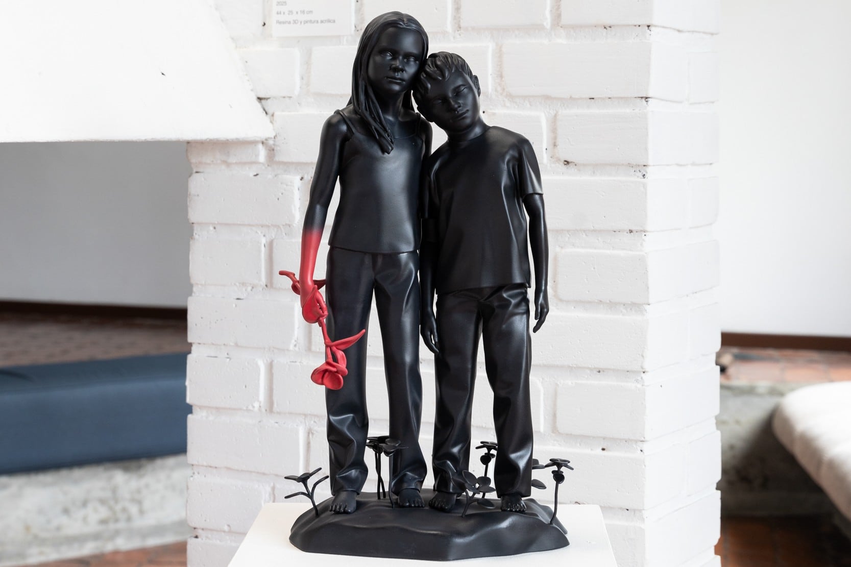 Completar una pieza de Daniel Gómez, con sus múltiples pequeñas partes, puede tomar varios meses.