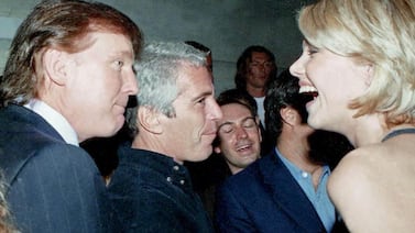 Caso Jeffrey Epstein: nuevos archivos revelan cuántas veces Donald Trump voló en su avión privado