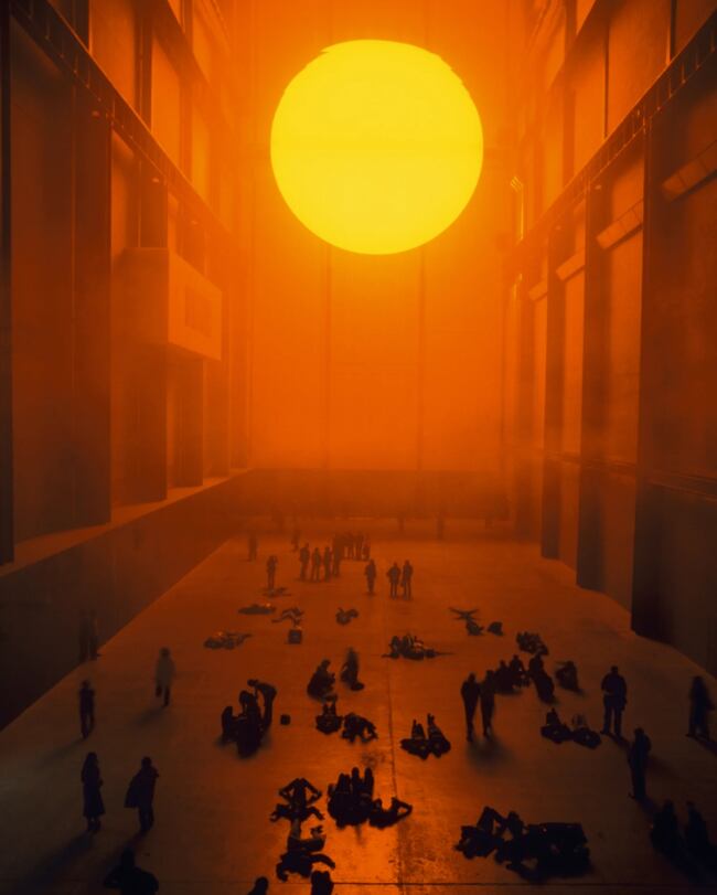 'The Weather Project', del estudio Olafur Eliasson, mostrado en el 2003 en Tate Modern.