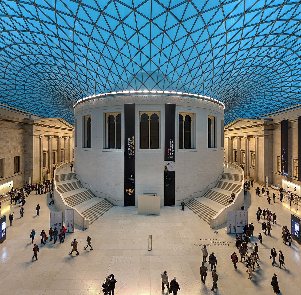 El gran patio central (Great Court) en el British Museum, Londres.