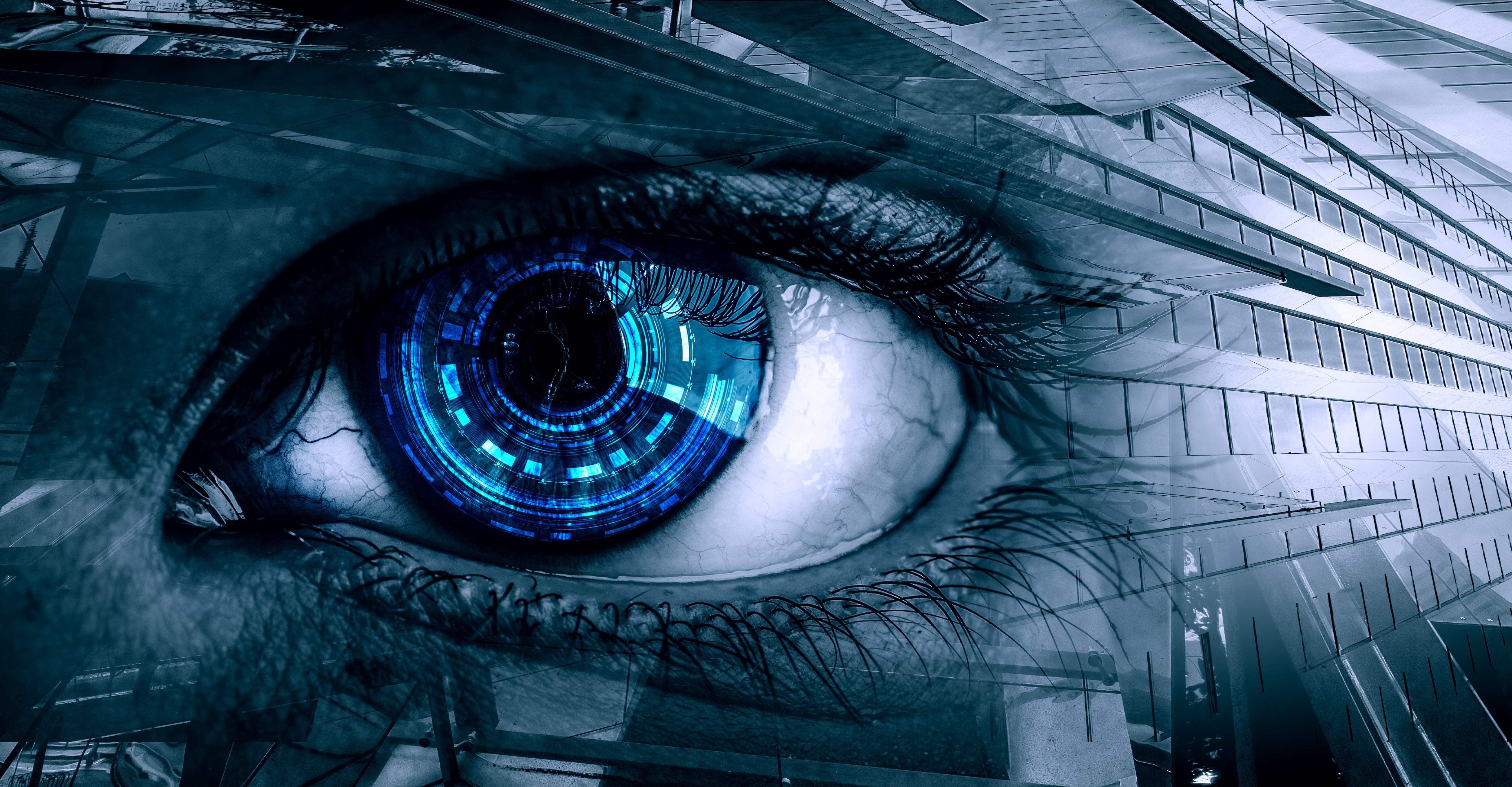 Un ojo gigantesco estilo “Ojo de Sauron” proyectado sobre una ciudad moderna. Concepto de vigilancia tecnológica y control algorítmico