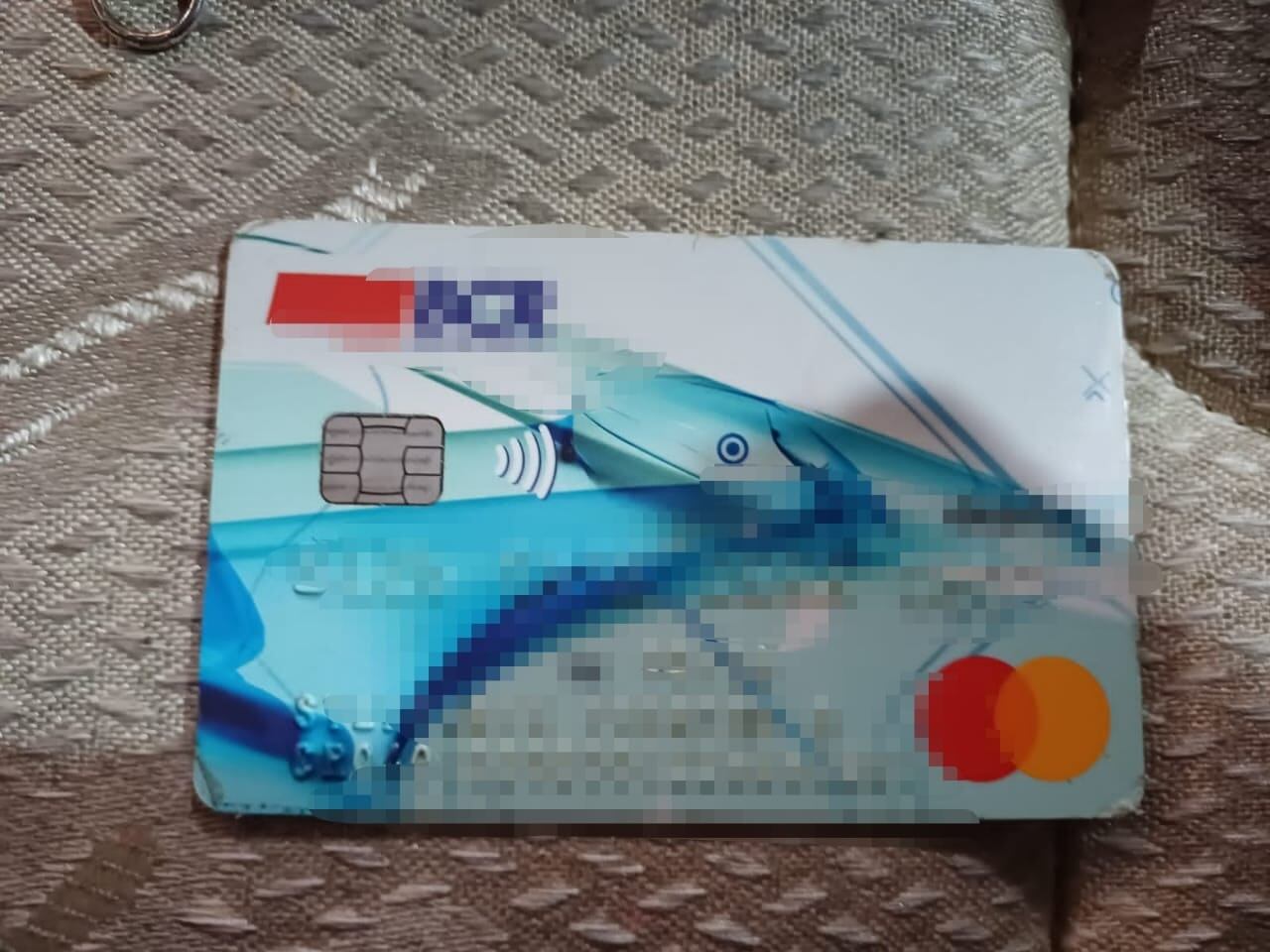 Parte de los indicios localizados por el OIJ en los allanamientos de este martes por el caso de fraude informático. Fotografía: