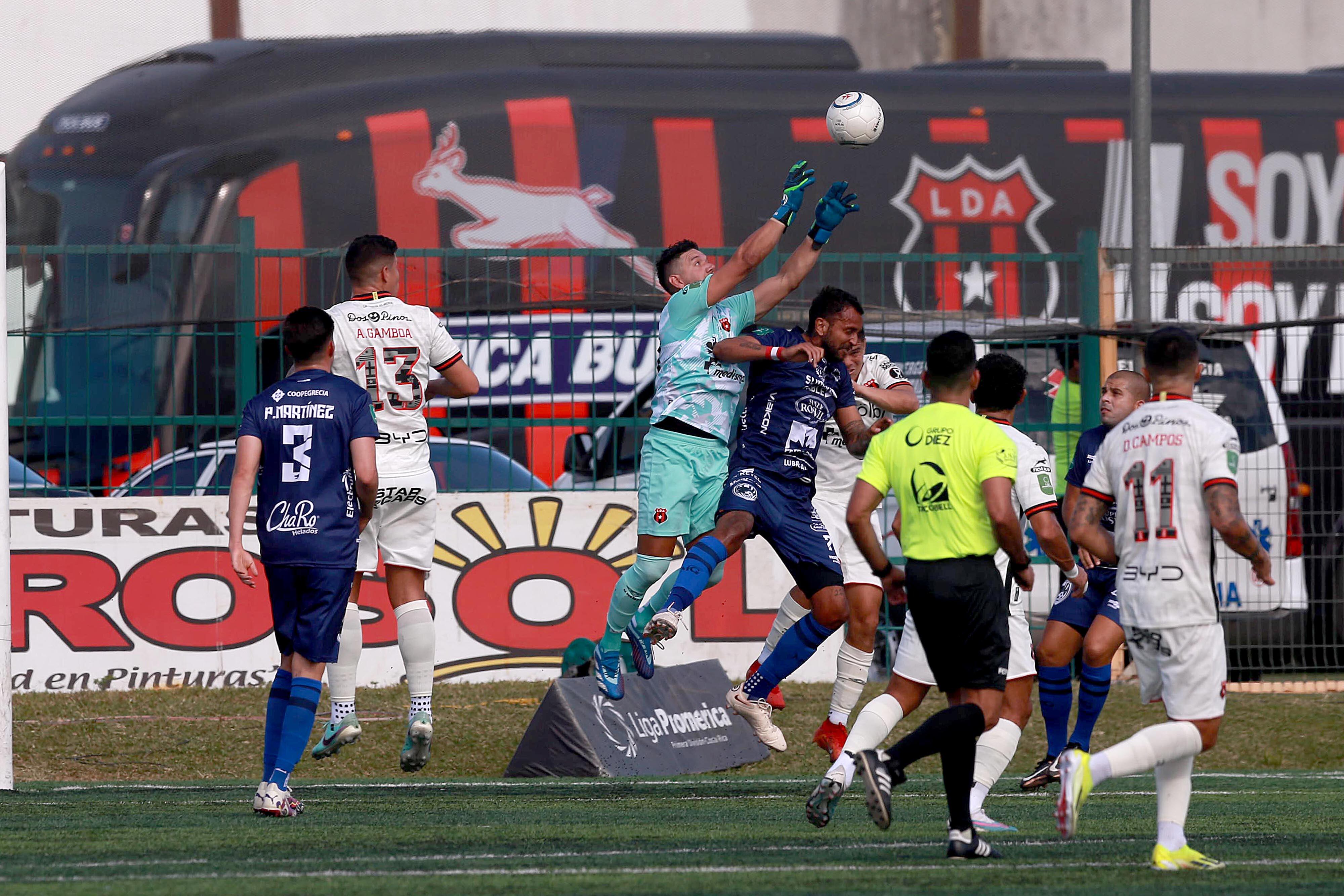 11/02/2023 Estadio Rafael Bolaños, Alajuela. El Municipal Grecia recibió a la Liga Deportiva Alajuelense, en partido de la jornada 7, Torneo de clausura, Liga Promérica 2024.