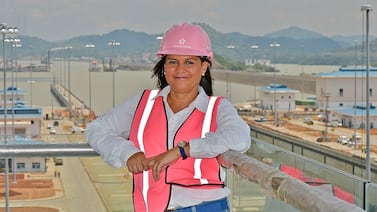 Ella será la primera mujer en dirigir el Canal de Panamá