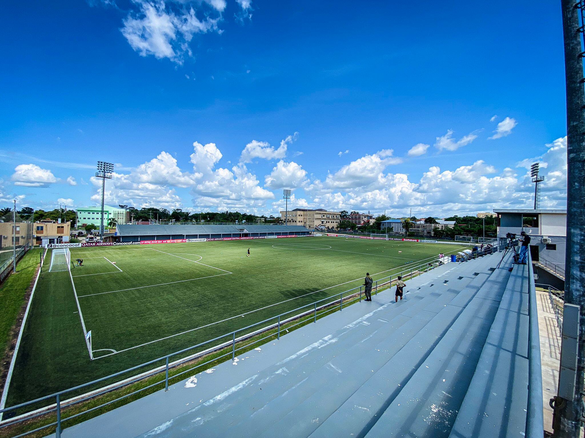Este es el FFB Stadium, el recinto donde Alajuelense se enfrenta contra Verdes en Belice.