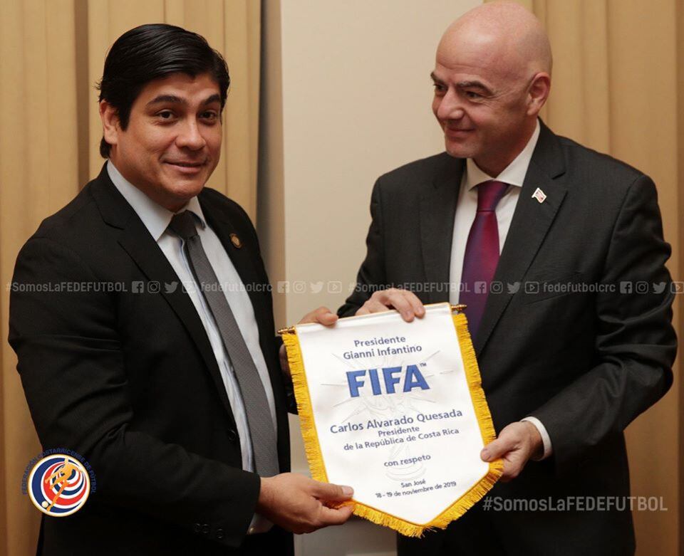 El presidente de la Federación Internacional de Fútbol Asociado (FIFA), James Infantino, quien está en el país, anunció en conferencia de prensa, junto al presidente de Costa Rica, Carlos Alvarado, que Tiquicia y Panamá organizarán la Copa Mundo Sub-20 femenina del próximo año.