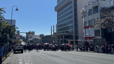 Juzgado envía a prisión preventiva a la jefa de Trabajo Social de la CCSS que habría estafado a pacientes y compañeros