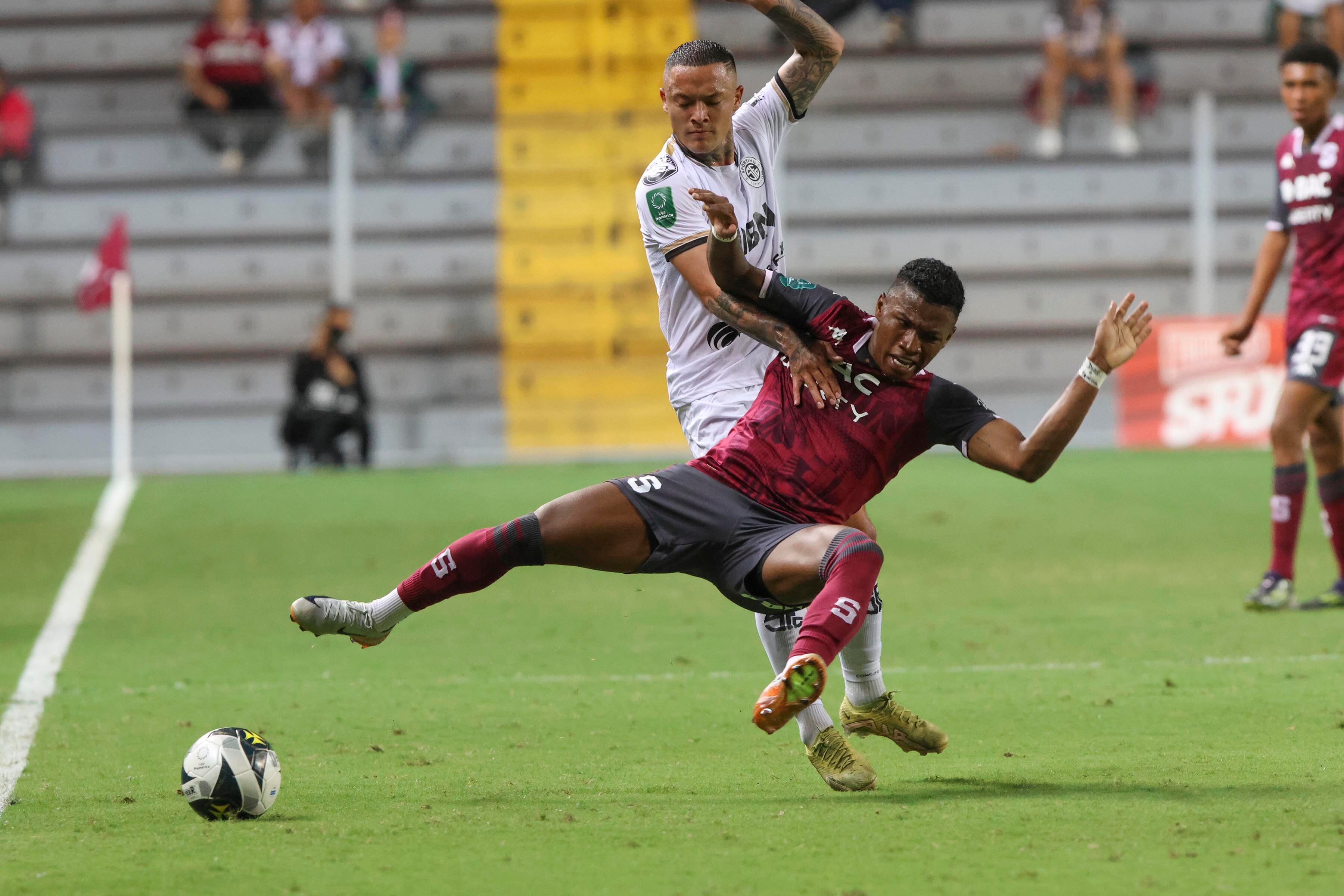 Saprissa vs Sporting