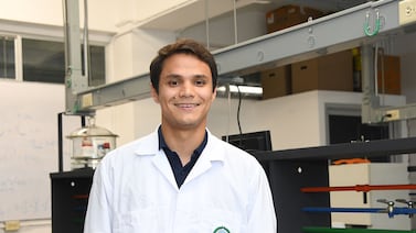 Farmacéutico de Costa Rica obtuvo prestigiosa beca para doctorado en Nanomedicina en Francia